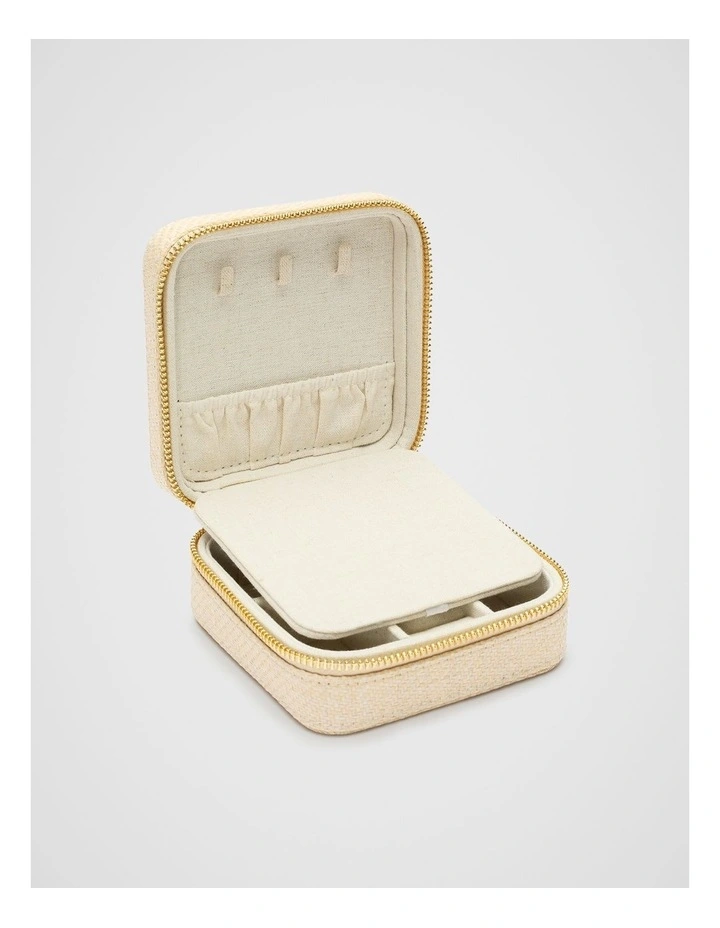 Square Jewellery Case in Natural image 3