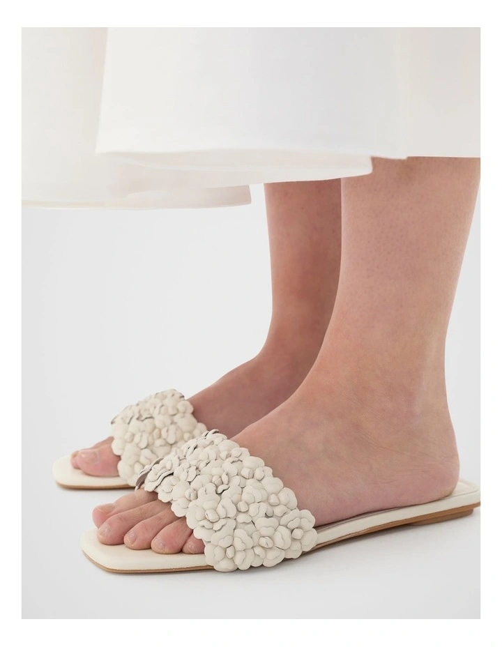 Faithe Slide in Tofu image 2