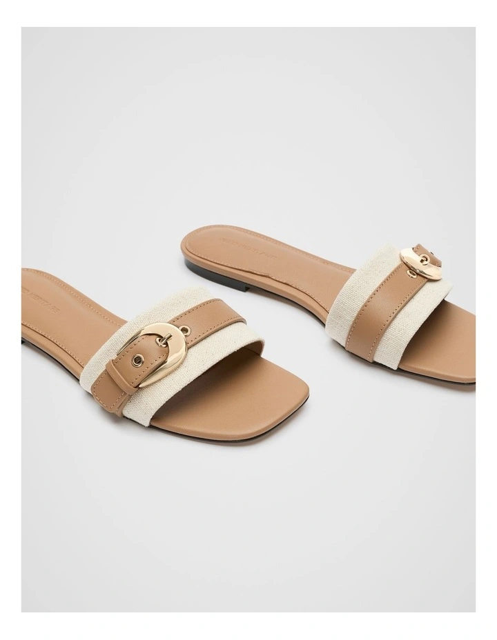 Aria Slide in Caramel image 3