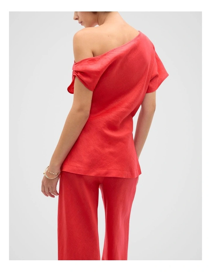 Linen Draped Split Hem Top in Red image 2