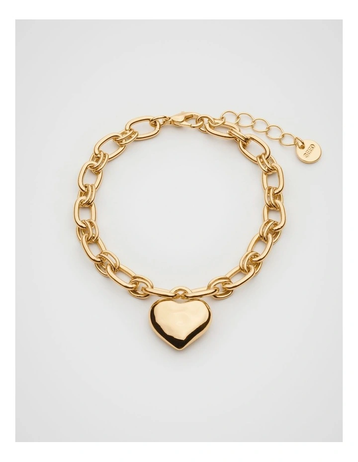 Heart Pendant Bracelet in Gold image 1