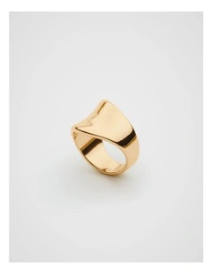 Sculptural Organic Ring in Gold