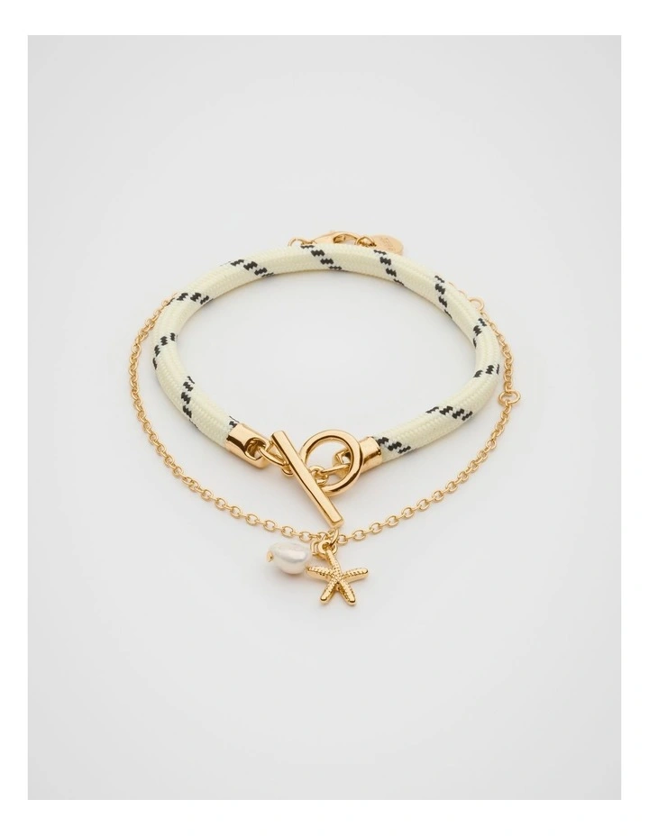 Starfish Pendant Bracelet in Gold image 1