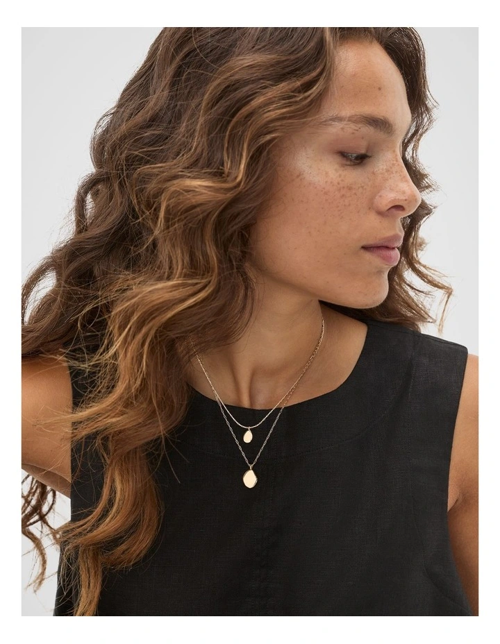 Molten Layered Necklace in Gold image 2