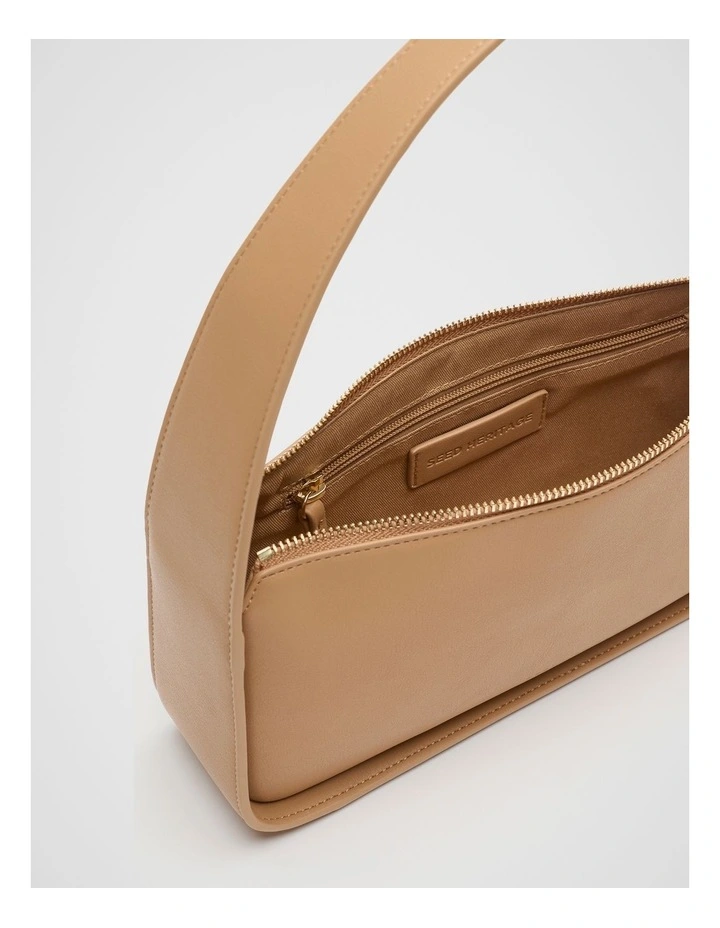 Baguette Shoulder Bag in Caramel image 4