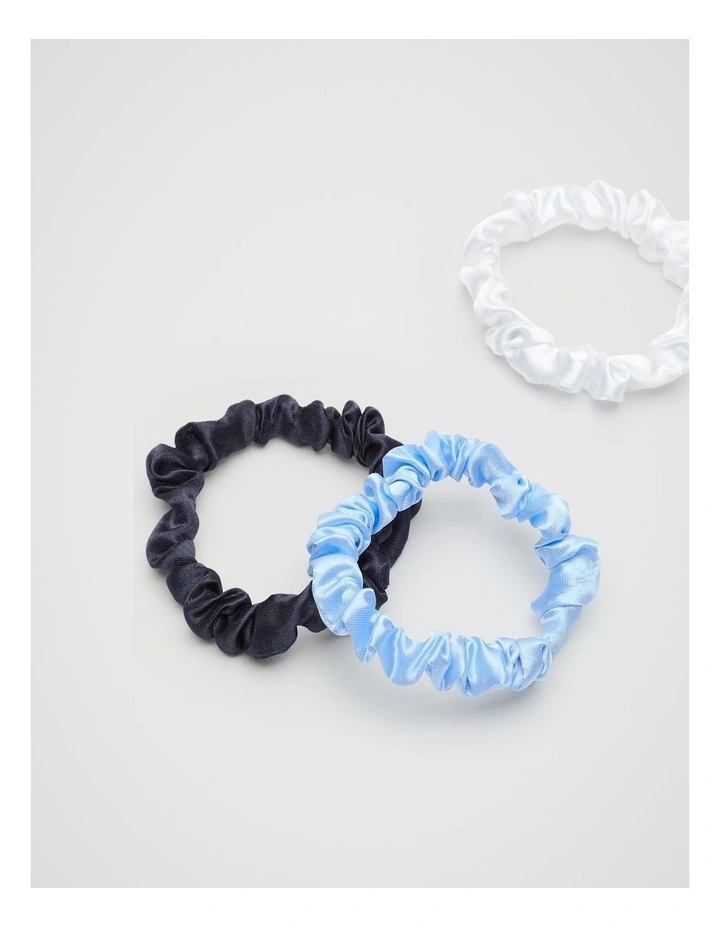 Scrunchie Ornament in Multi image 2