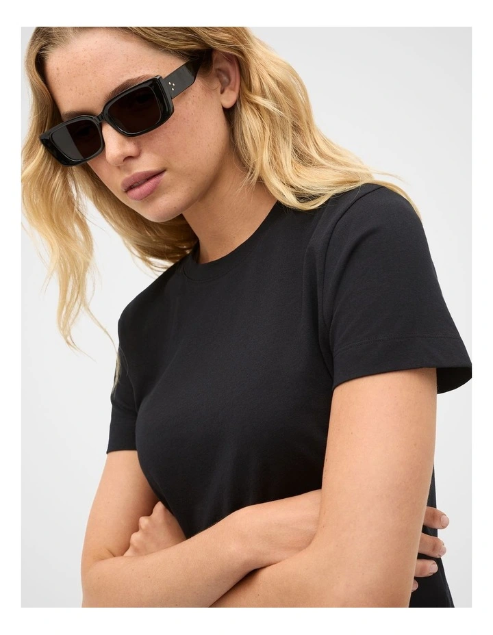 Poppy Rectangle Sunglasses in Black image 2