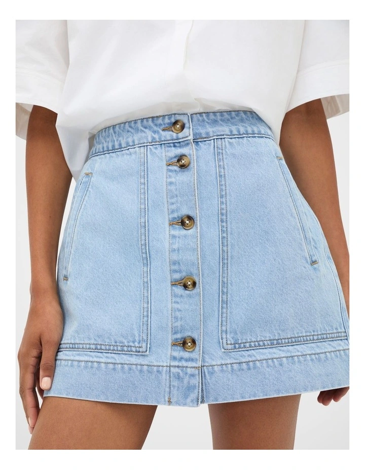 Denim Welt Pocket Mini Skirt in Glacial Blue Wash image 3