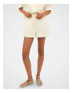 Contrast Stitch Short in Coconut Cream