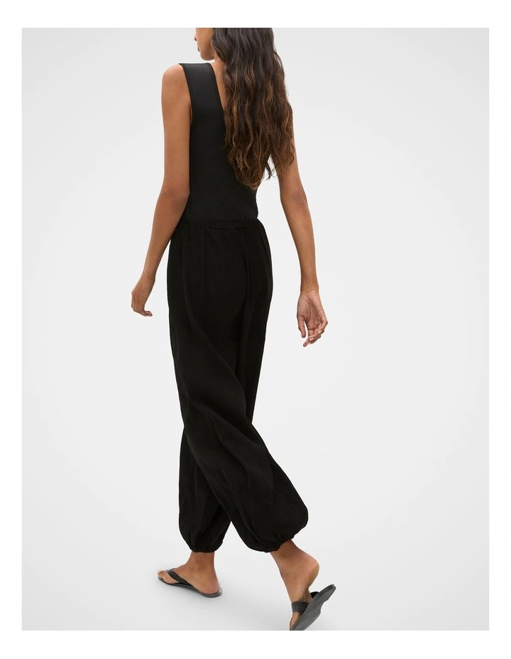 Plisse Gathered Pant in Black image 2