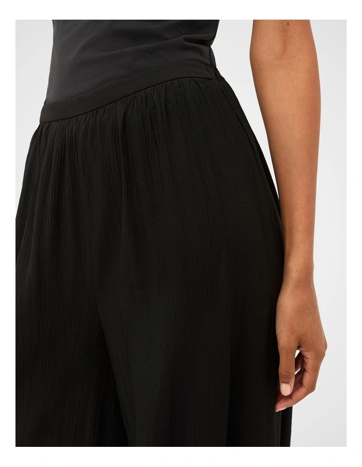 Plisse Gathered Pant in Black image 4