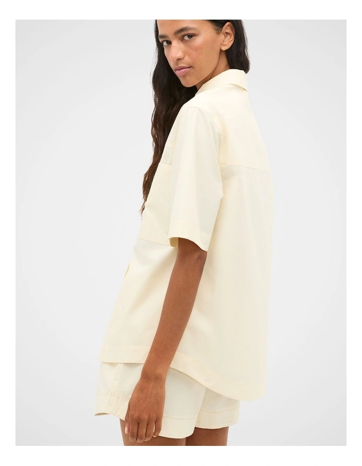 Cotton Poplin Utility Shirt in Coconut Cream image 2