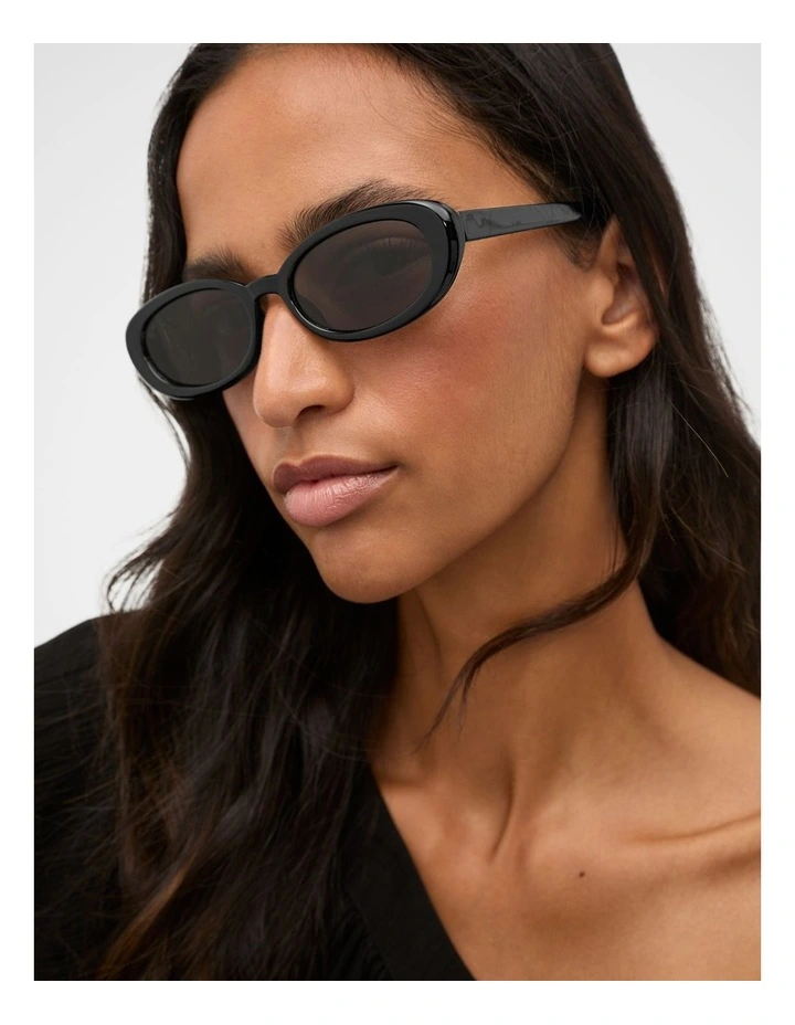 Sadie Oval Sunglasses in Black image 2