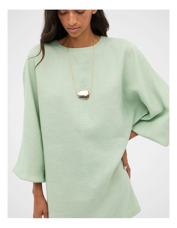 Adjustable Pendant Necklace in Gold image 2