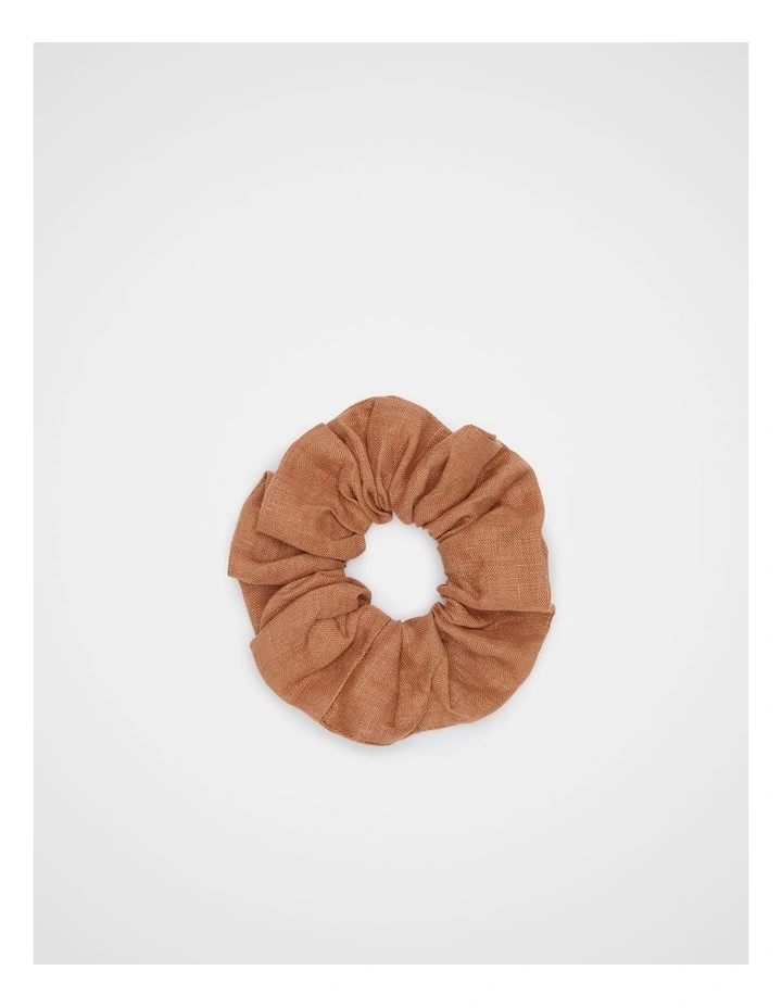 Linen Scrunchie in Brown image 1