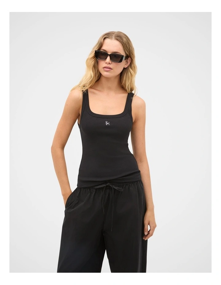 Core Rib Tank in Black image 2