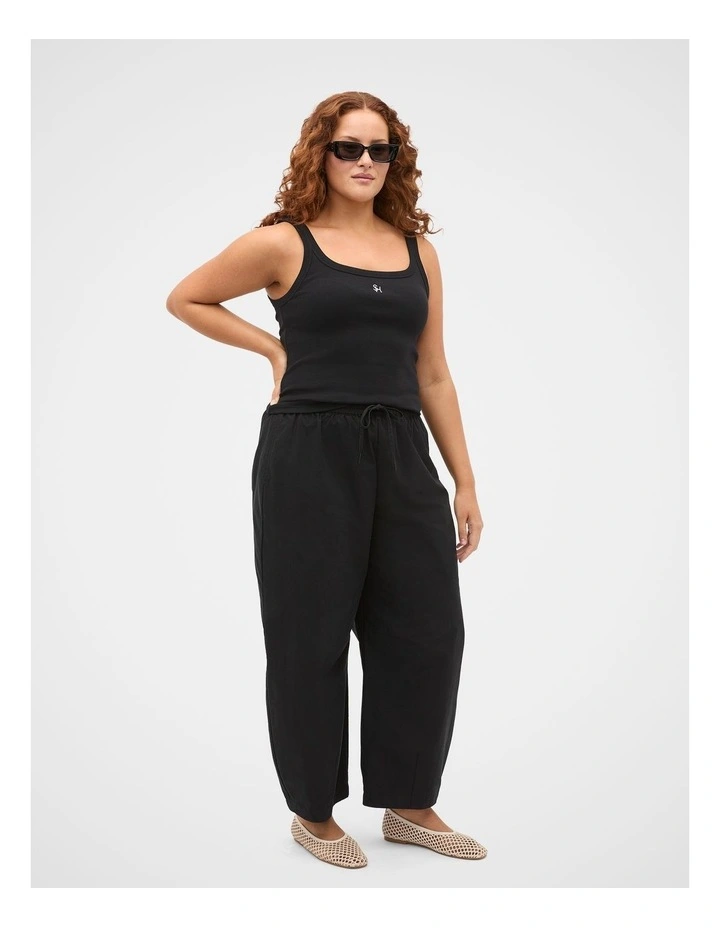 Core Rib Tank in Black image 7