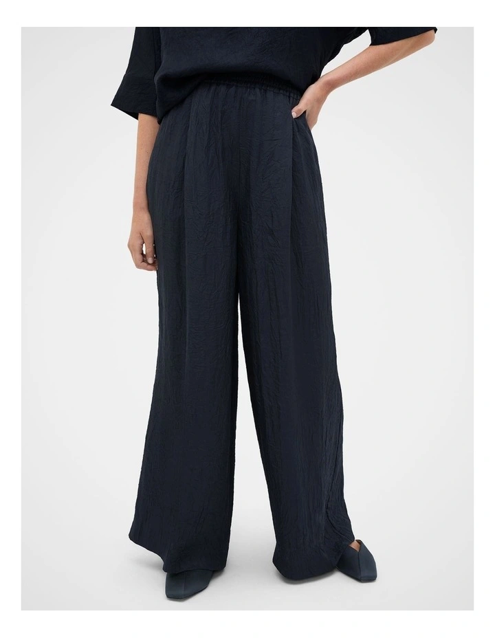 Textured Satin Gathered Pant in Twilight Blue image 5