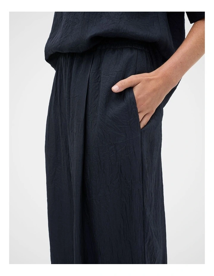 Textured Satin Gathered Pant in Twilight Blue image 6