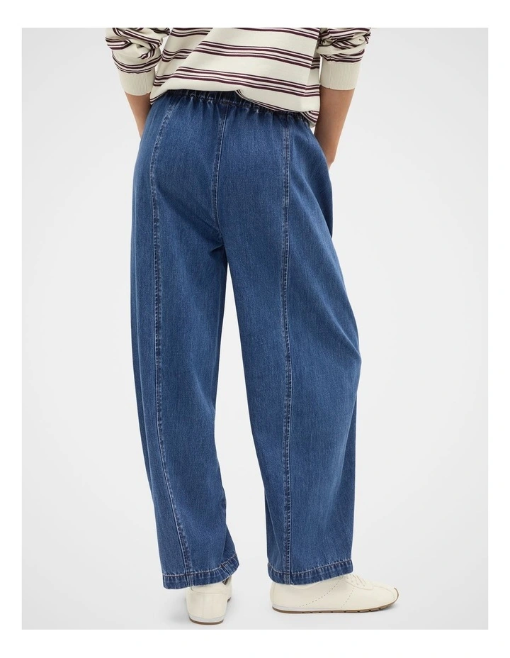 Denim Barrel Leg Jogger in Heritage Wash image 2