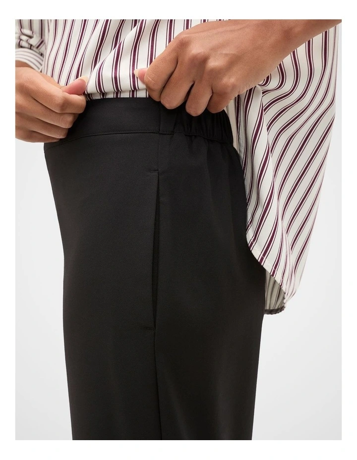 Wide Leg Pull On Pant in Black image 3