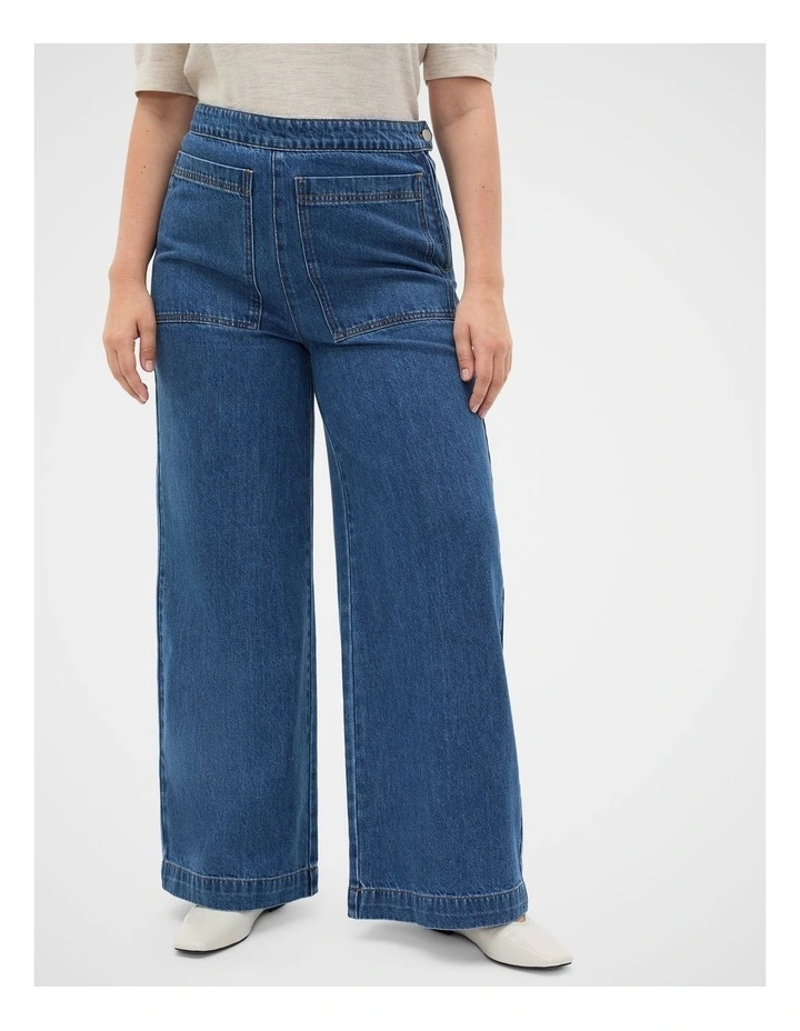 Patch Pocket Cotton Jean in Heritage Wash image 1
