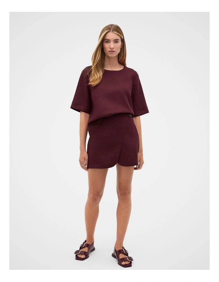 Core Linen Tee in Purple image 4