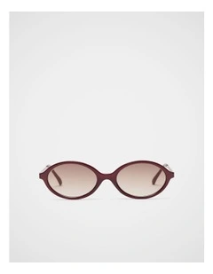 Sabrina Oval Sunglasses in Plum Red