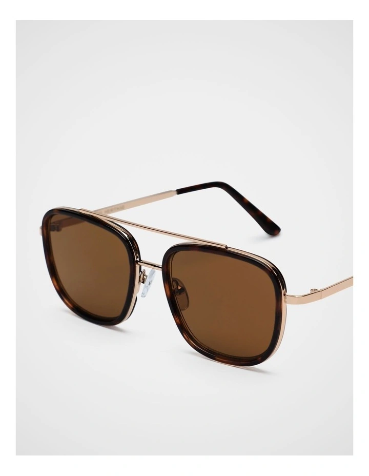 Marcia Aviator Sunglasses in Dark Tort image 3