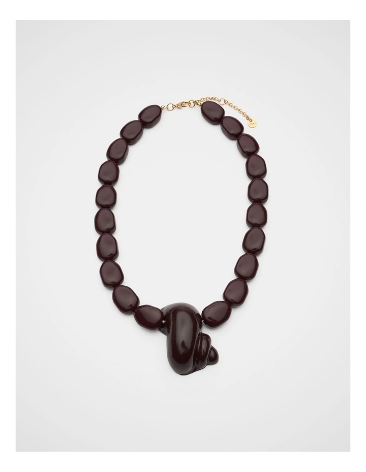 Beaded Shell Necklace in Purple image 3