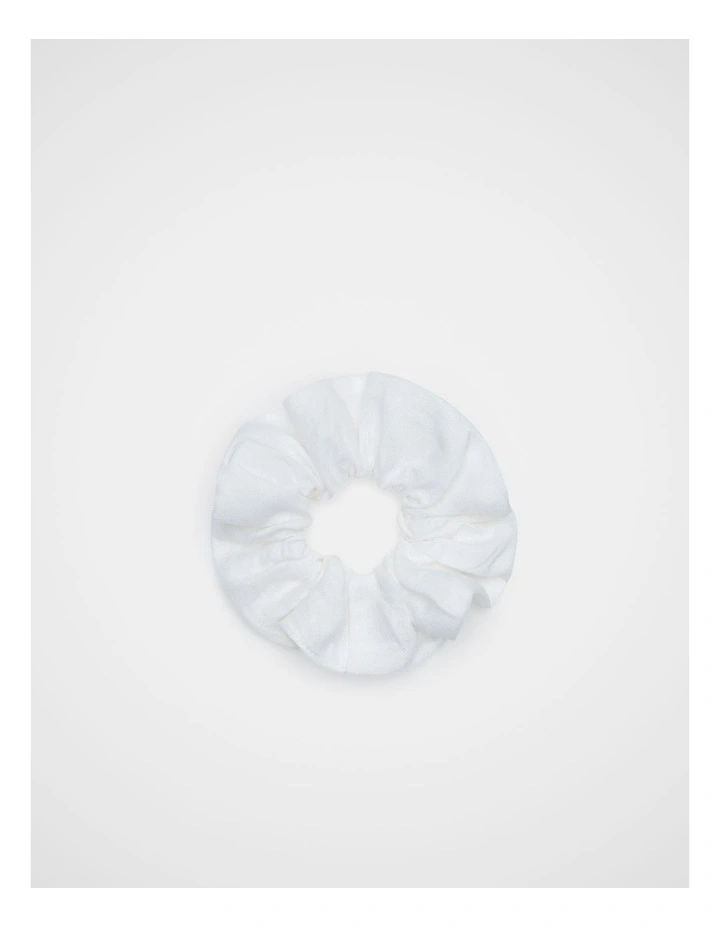 Linen Scrunchie in White image 1
