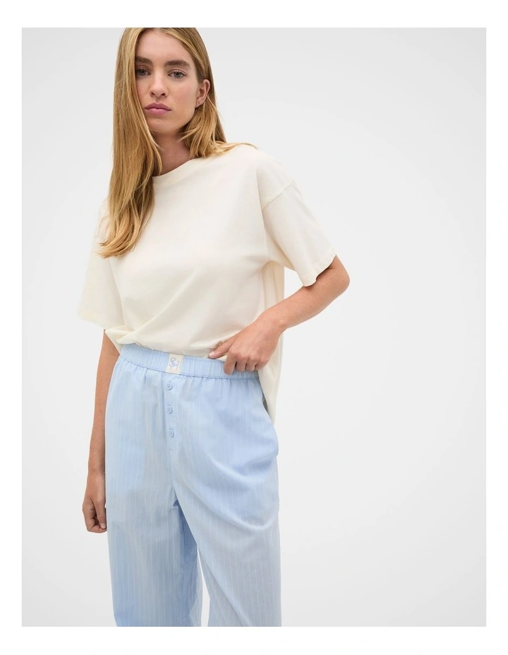 T-shirt and Pant Pyjama Set in Multi image 3