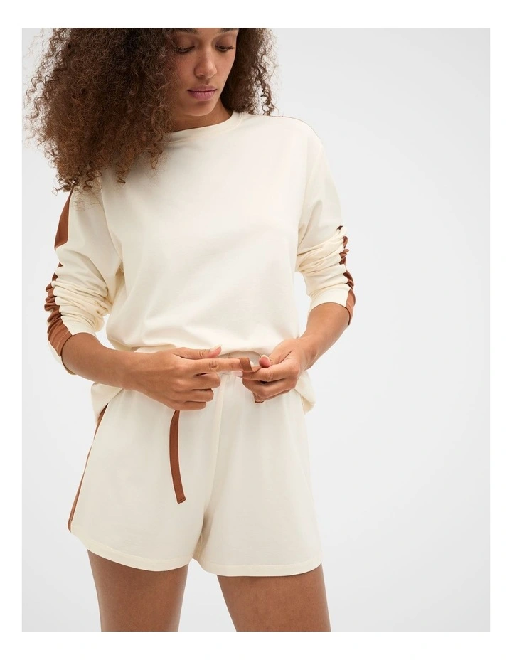 Contrast Long Sleeve Top and Short Pyjama Set in Eggshell image 1