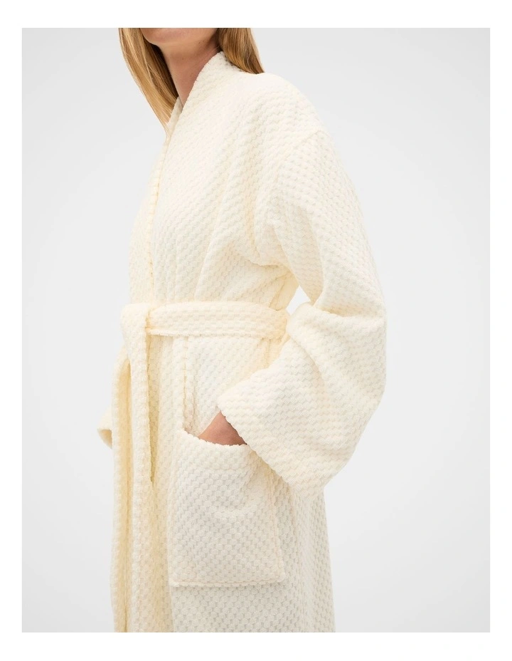 Textured Robe in Coconut Cream image 4