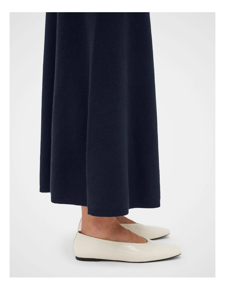 Knitted Maxi Skirt image 4