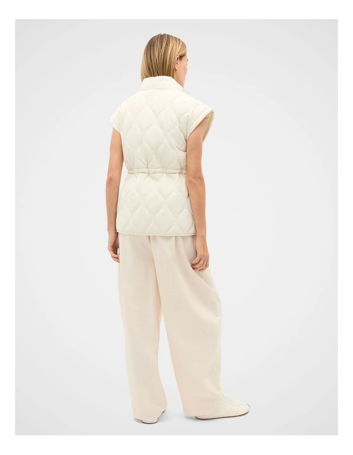 Quilted Vest in Coconut Cream image 2