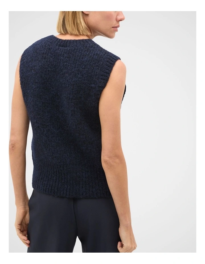 Lofty Neat Vest image 2