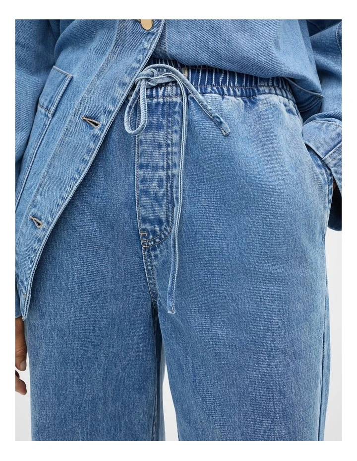 Elasticated Wide Leg Jean in Mist Blue Denim image 4