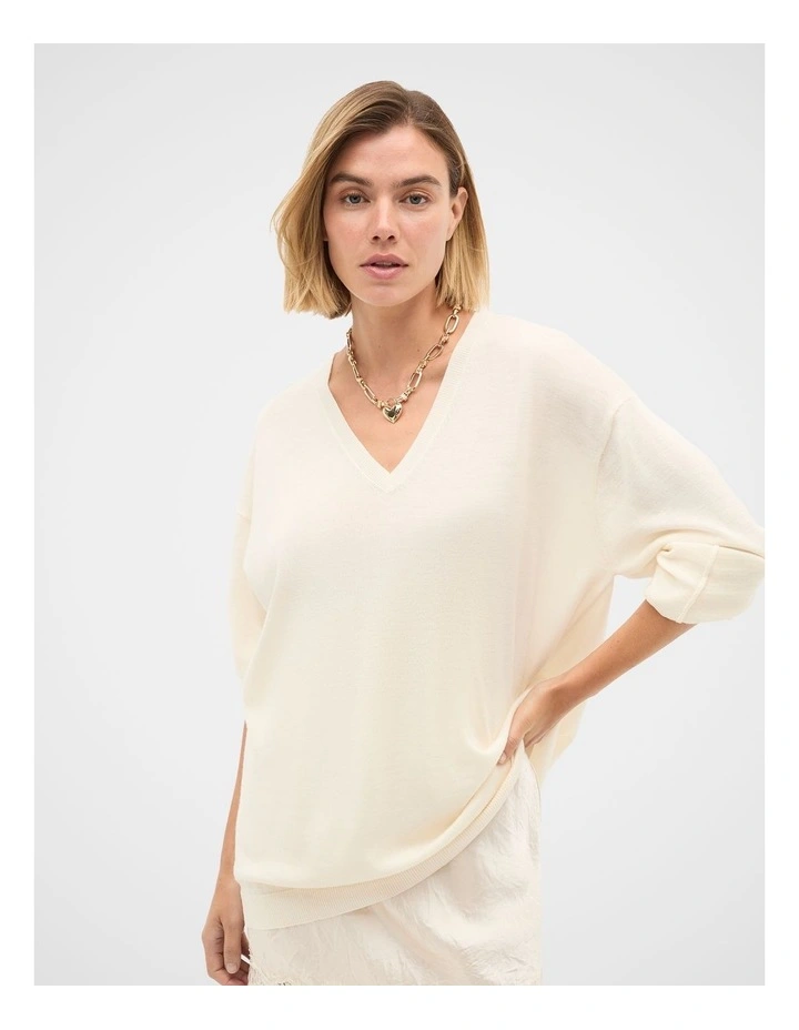 Lightweight Merino Relaxed V Neck image 1