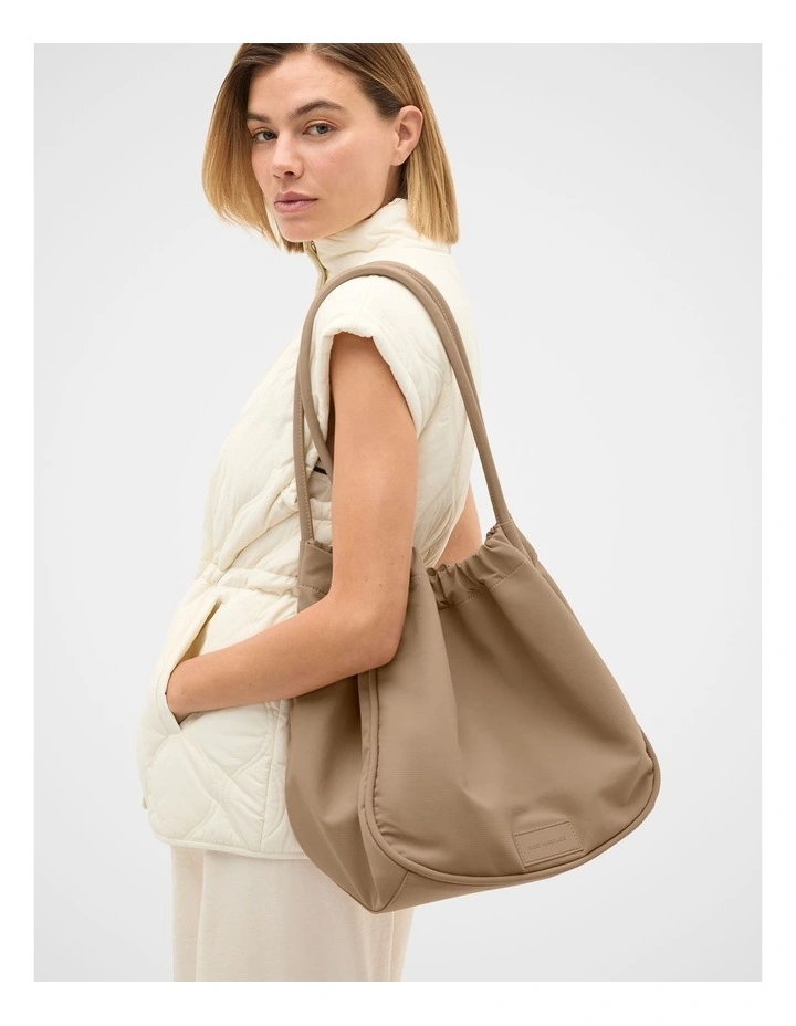 Ruched Essential Tech Tote in Sandstone image 2