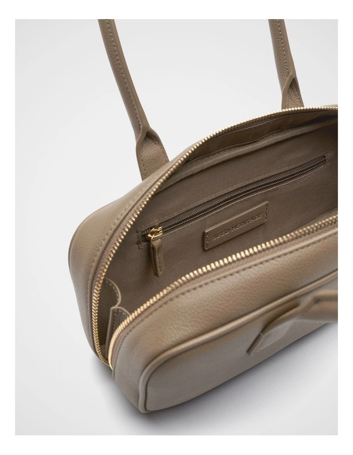 Everyday Shoulder Bag in Dark Cashew image 4