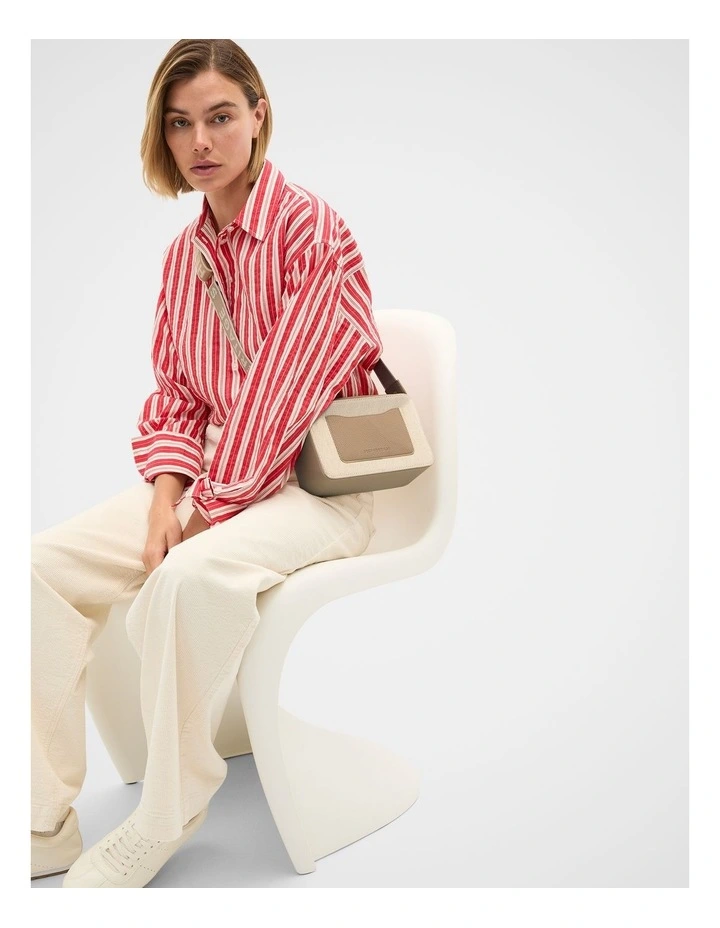 Camera Bag in Sandstone image 2