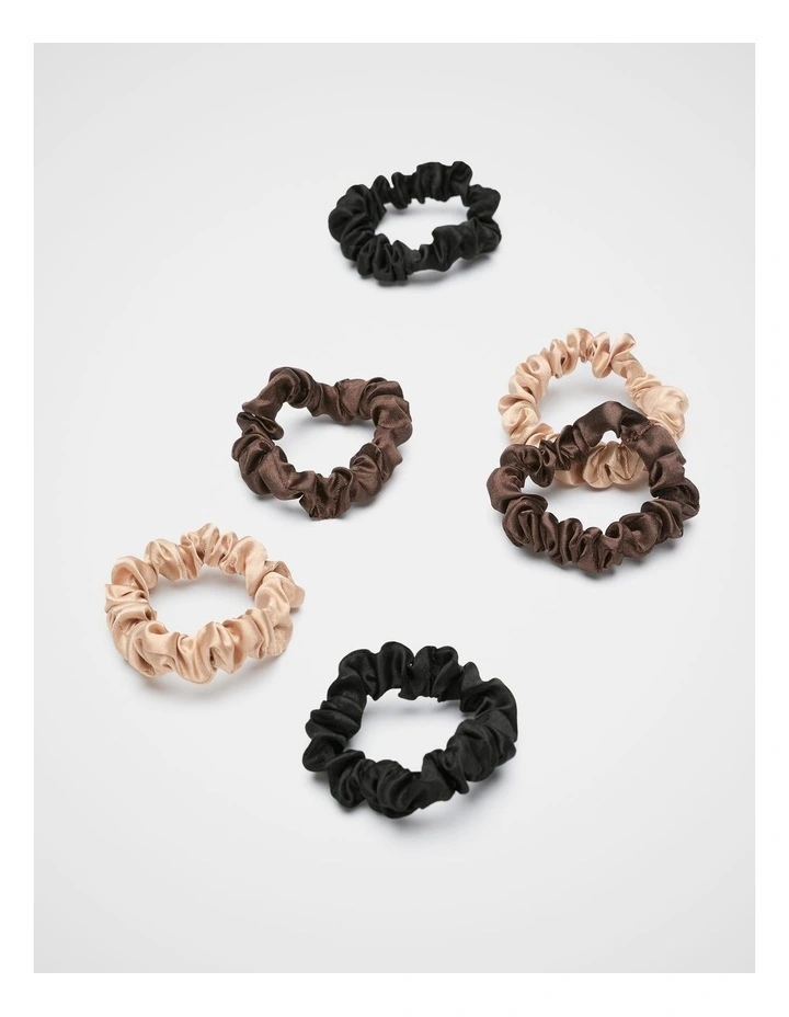 Mini Scrunchie in Neutral image 2