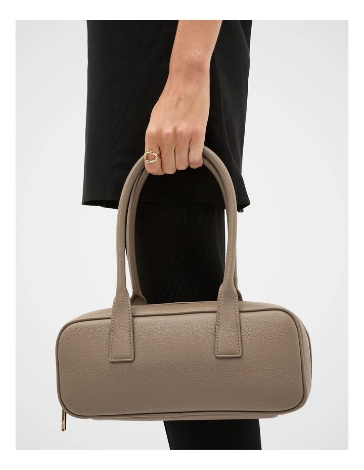 Open Ring in Gold image 2