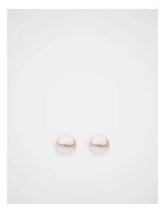 Pearl Stud Earring in Pearl