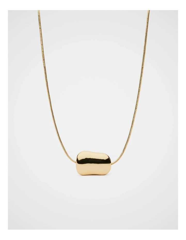 Pebble Necklace in Gold image 1