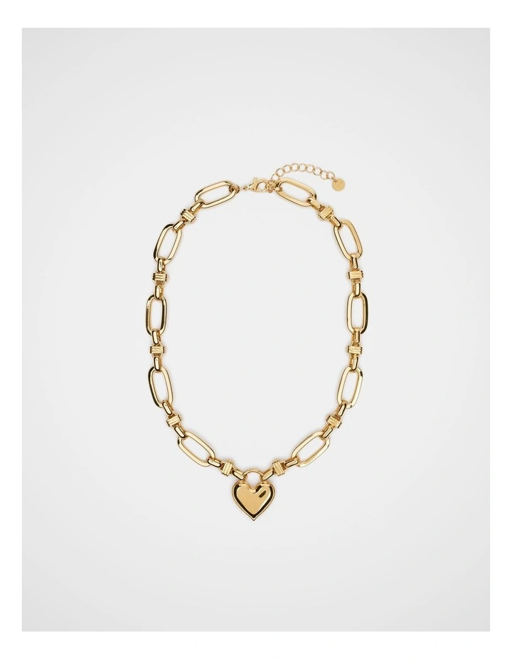 Amour Heart Necklace in Gold image 3