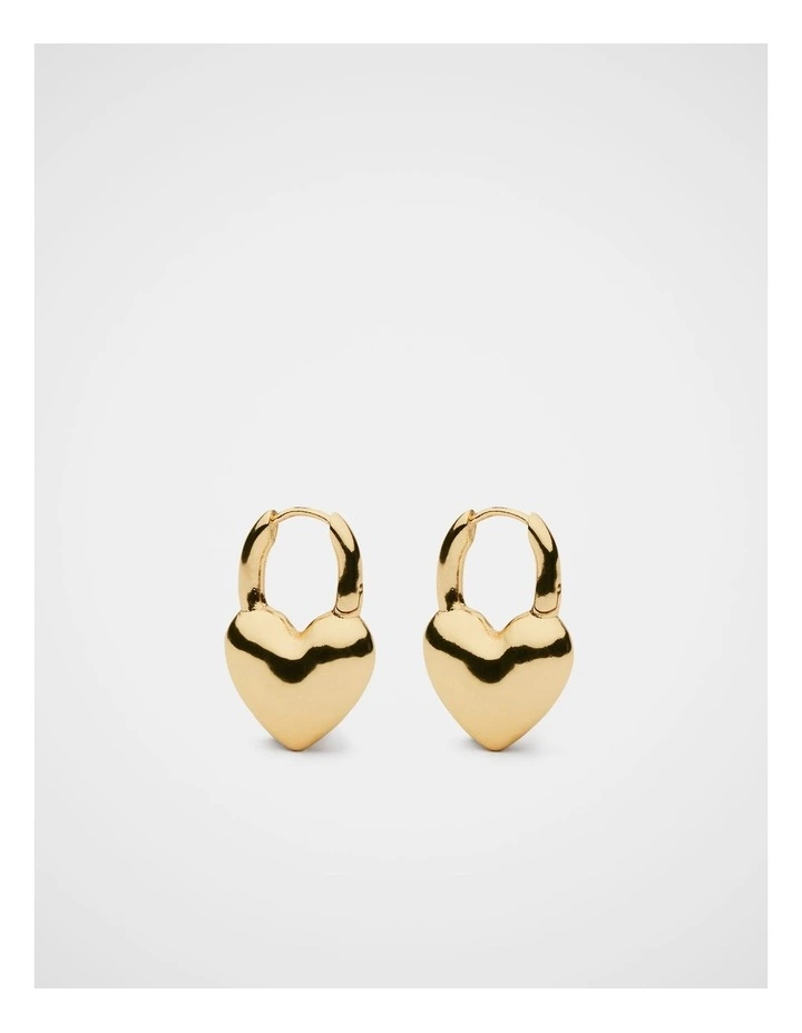 Amour Heart Earring in Gold image 1