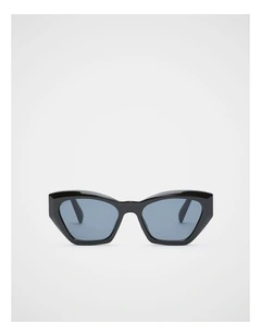 Sophia Cat Eye Sunglasses in Black