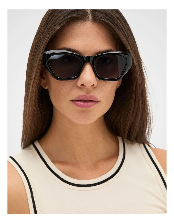 Sophia Cat Eye Sunglasses in Black image 2